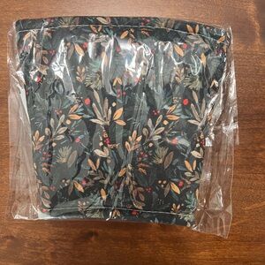 Love Mich Cozy Black Berries